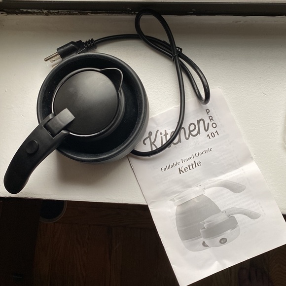 NWT 🫖 Travel Tea Kettle - Picture 4 of 5